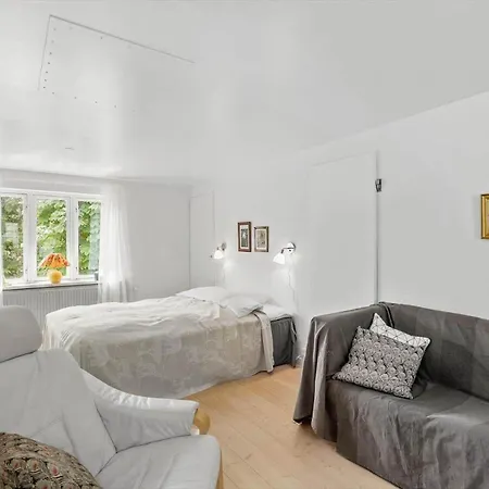 4789-ronne-stampen-vej-2-hus-22 * Rønne